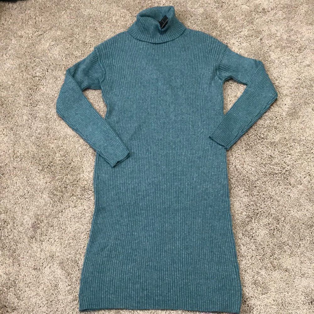 NWT- Solutions! - M